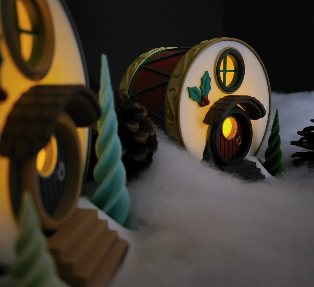 Weihnachtliches Trommel-Haus – Deine leuchtende & gemütliche Wichtel-Deko! 🥁🏠