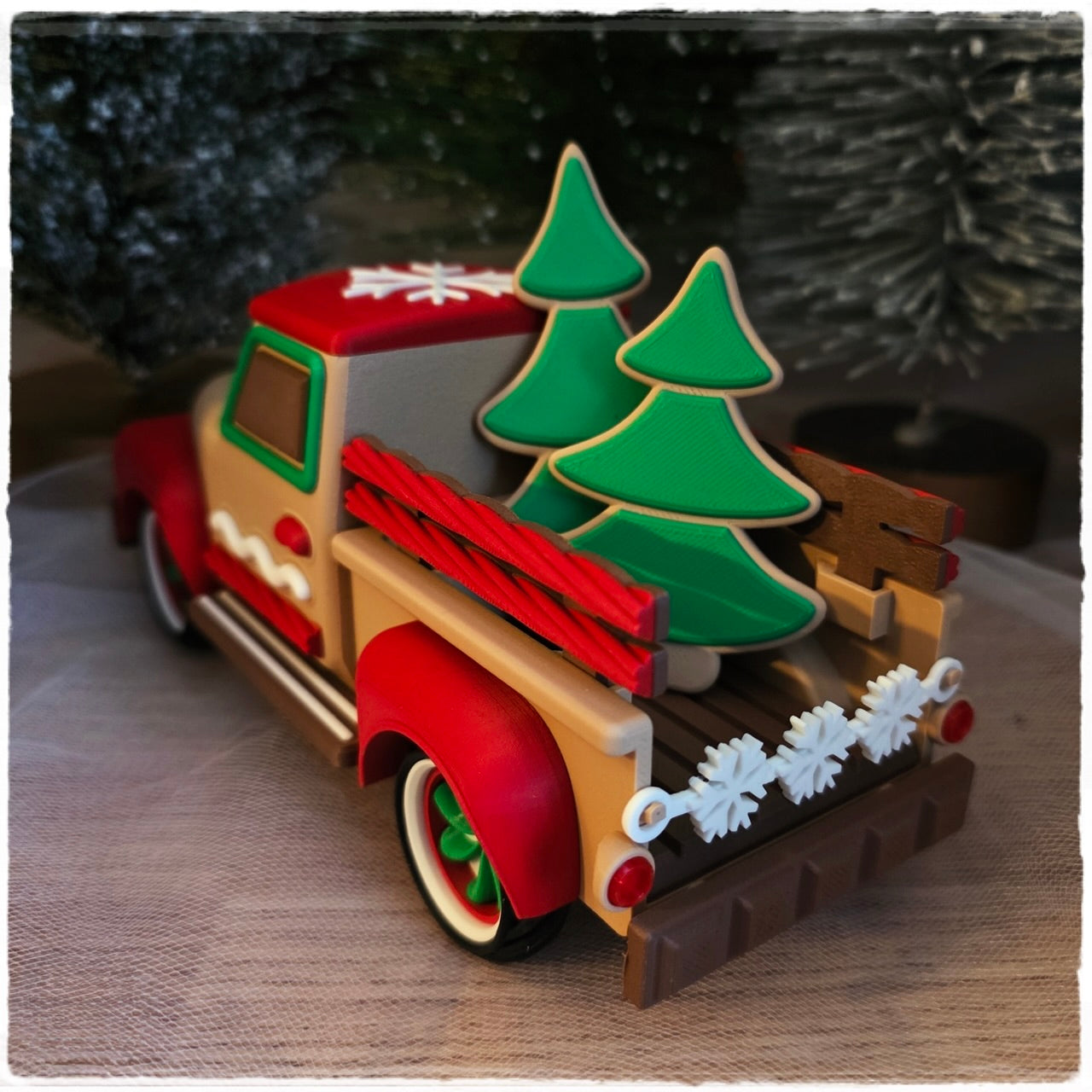 🎄 Christmas Truck "Gingerbread Express" | Christmas Decoration Car 🚚