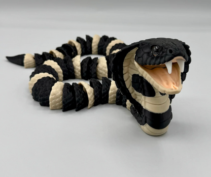 Königskobra (King Cobra) – Die majestätische Schlange für deine Sammlung!